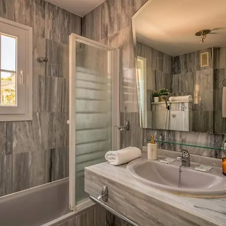Magnificent In Cabopino By Costarentals - M5 *